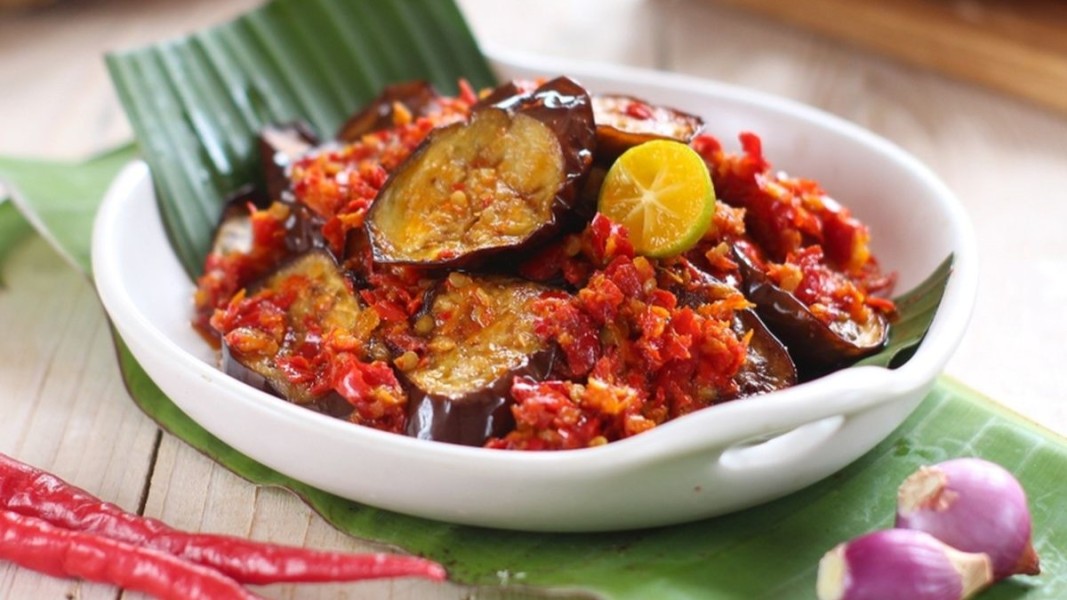 12 Ide Menu Sahur Terong Simpel Lezat Bikin Puasa Semangat