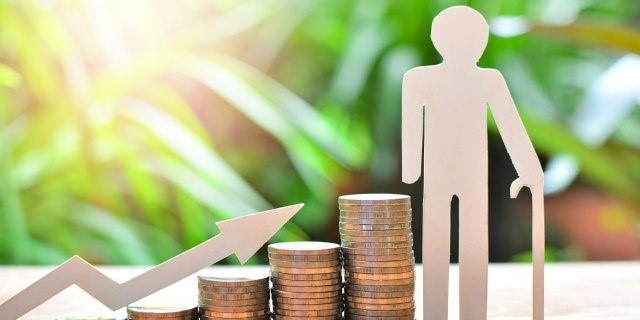 Strategi Finansial Bijak di Usia 50 Tahun untuk Hidup Lebih Aman dan Stabil