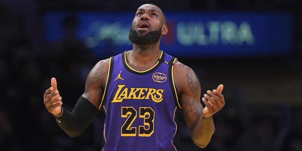 LeBron James Cedera Sciatica, Absen Awal Musim NBA 2025