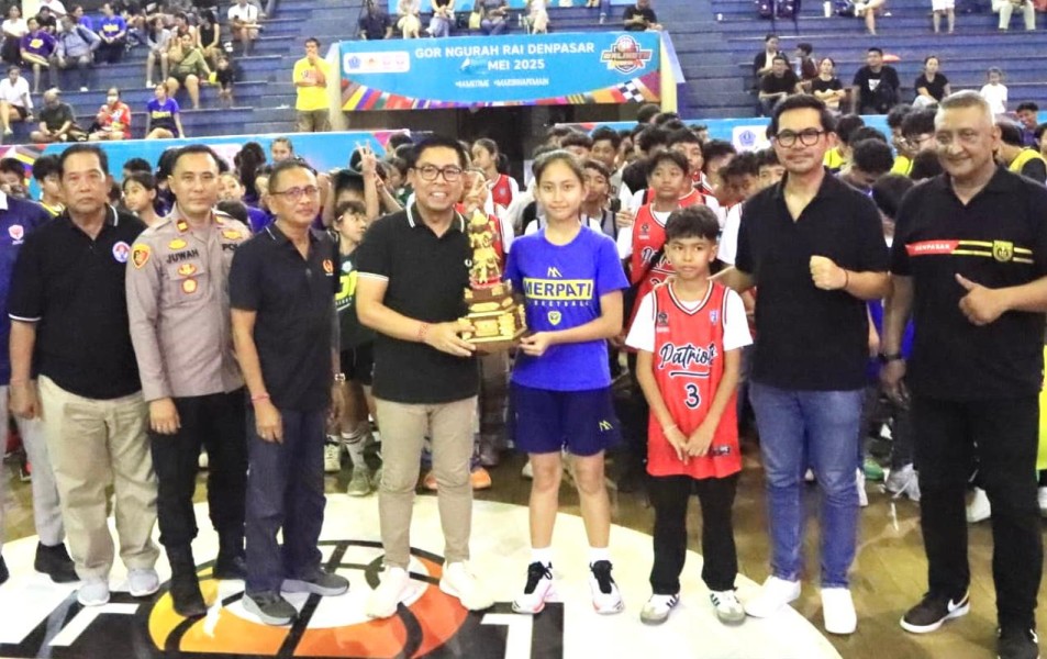 Kejuaraan Walikota Cup XV Bola Basket Dibuka, Wawali Denpasar Harapkan Lahirnya Atlet Muda Berprestasi