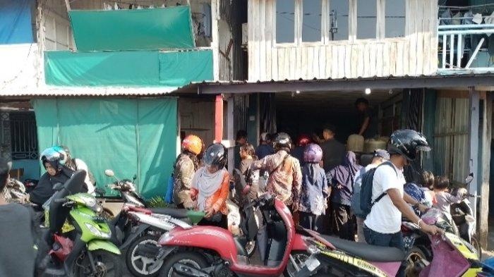 Pertamina Pastikan Stok BBM Anambas Aman di Tengah Antrean Panjang Pertamina Pastikan Stok BBM Anambas Aman di Tengah Antrean Panjang