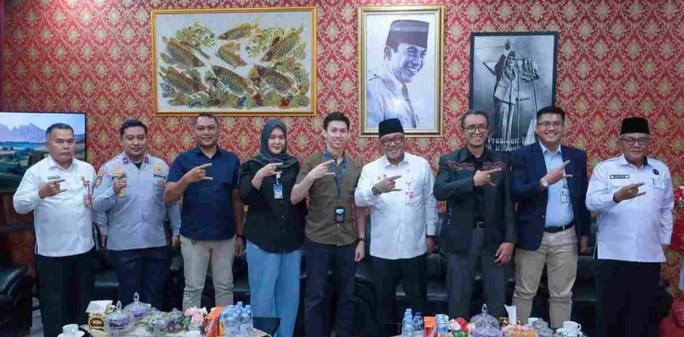 Lis Darmansyah Gandeng Garuda Indonesia Bahas Pengembalian Jadwal Penerbangan Bandara RHF