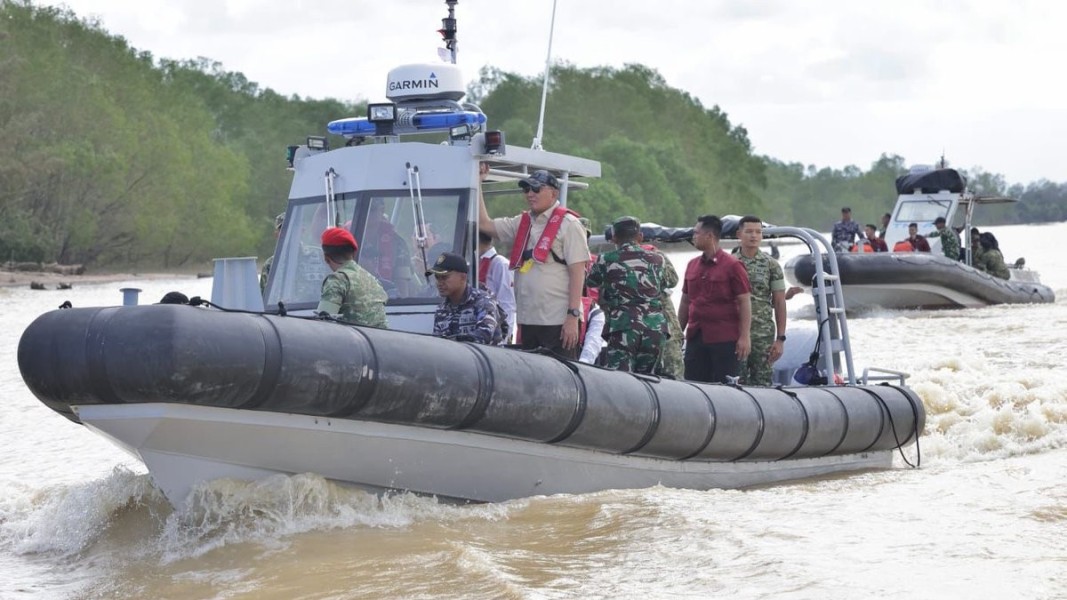 Menhan Apresiasi Kerja TNI Tangani Dampak Bencana Aceh Tamiang