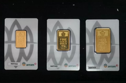 Harga Emas Menguat, Investor Optimis Pilih Safe Haven