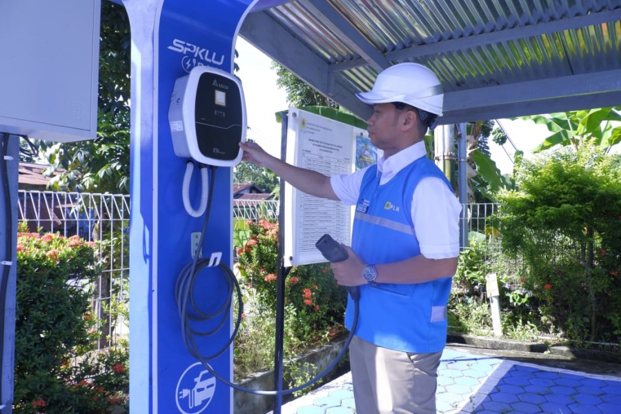 Penguatan Standar Operasional Pelayanan Energi Pada Periode PLN UID Kaltimra Nataru Untuk Menjaga Keandalan Sistem Listrik Bagi Mobilitas Dan Aktivitas Masyarakat Luas