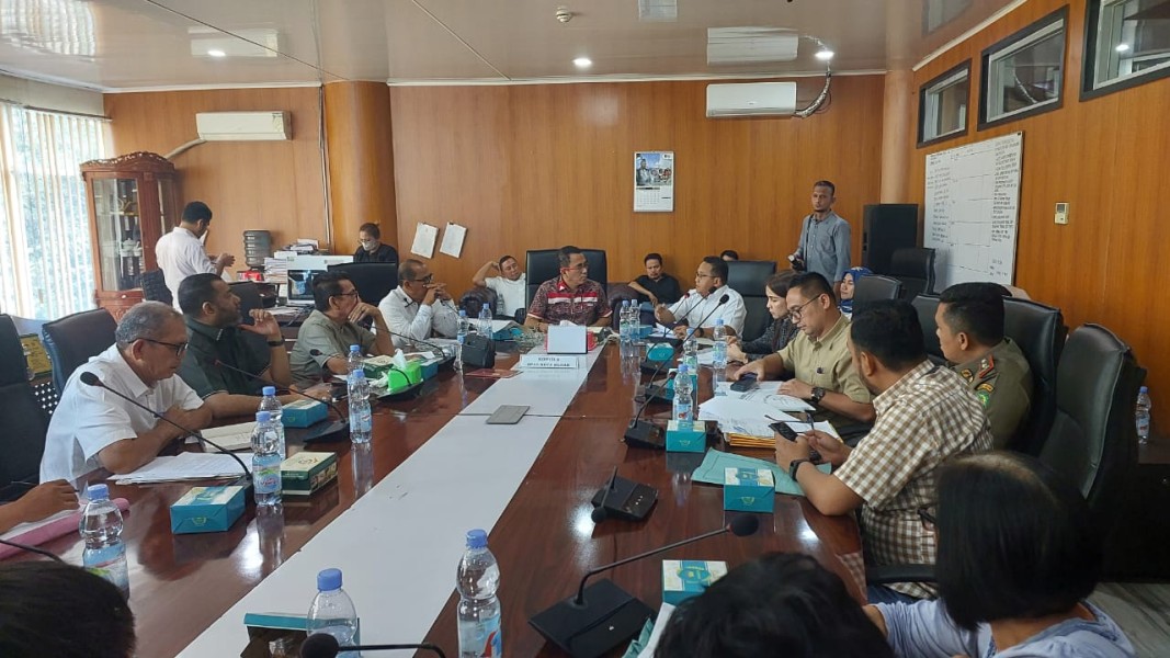DPRD Medan Desak Pembongkaran Tembok Perumahan Ilegal The City View