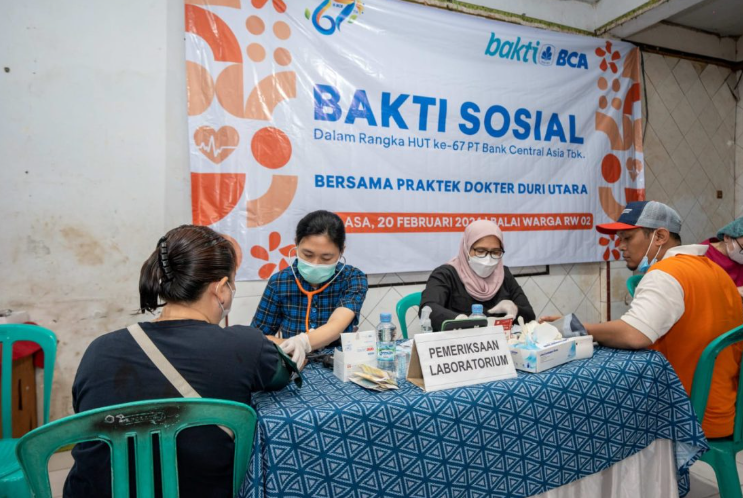 BCA Rayakan HUT ke68 dengan Pemeriksaan Kesehatan Gratis dan Operasi Katarak, Dorong Kesejahteraan Masyarakat