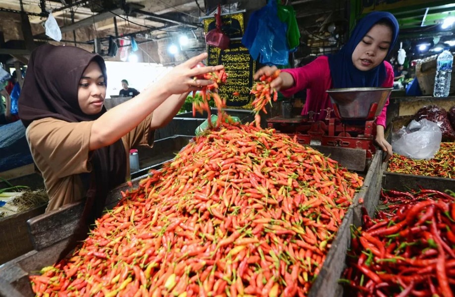 Update Harga Sembako Jatim 17 Desember 2025, Cabai Turun