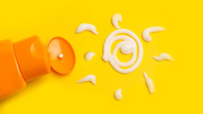 Pentingnya Pakai Sunscreen Setiap Hari, Termasuk Saat Berada di Dalam Ruangan