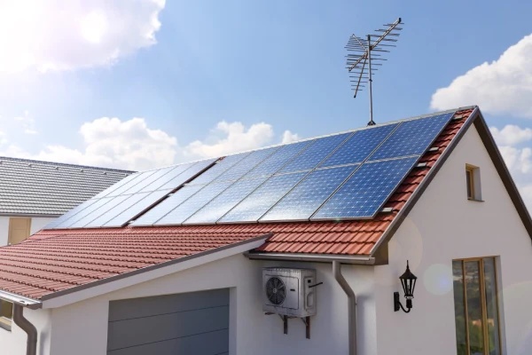 PLTS Atap, Kunci Transisi Energi Bersih