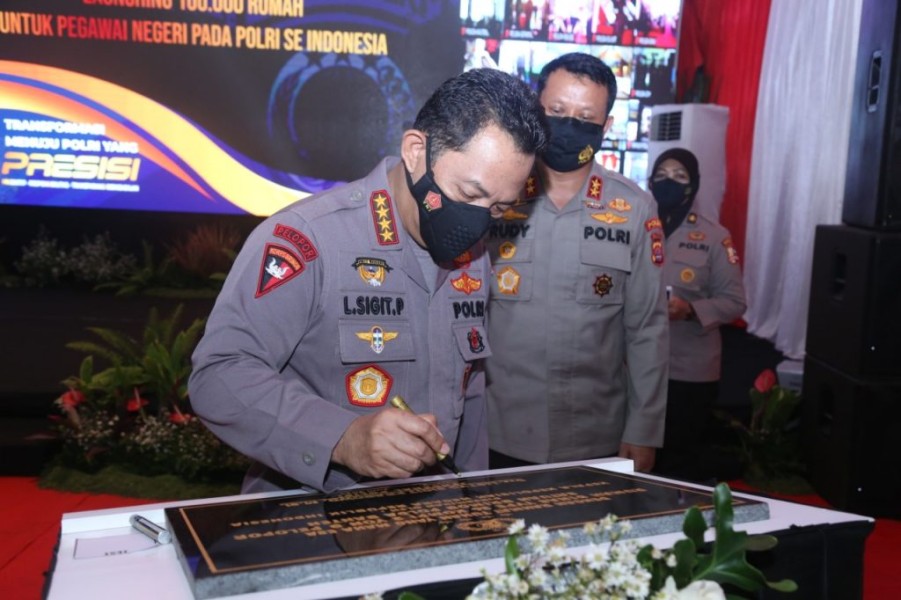 Kapolri Sigit Luncurkan Program 100.000 Rumah Murah bagi Anggota dan PNS Polri: Langkah Besar untuk Kesejahteraan Personel