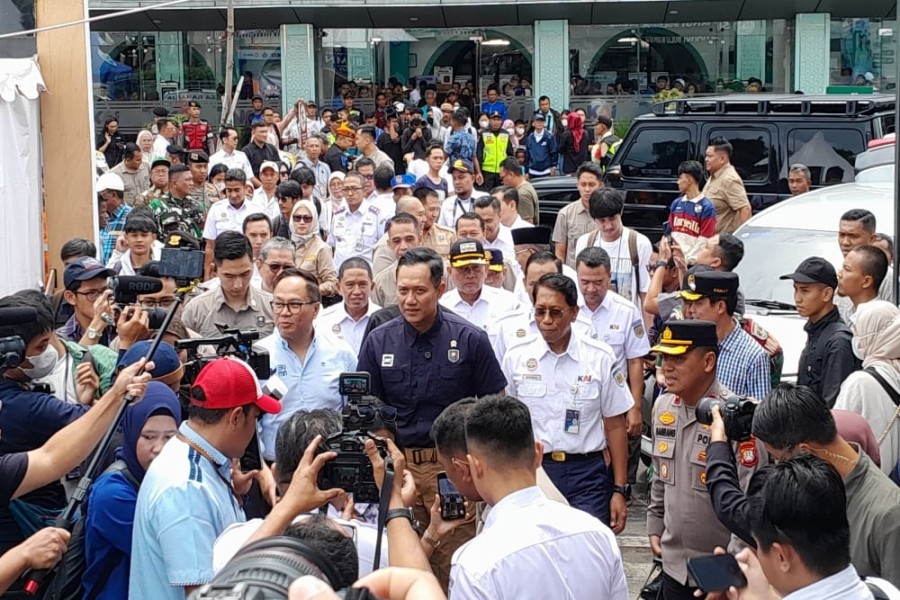Lonjakan Penumpang Kereta Api Jelang Idul Adha 2025, KAI Catat Okupansi Lebih dari 130 Persen