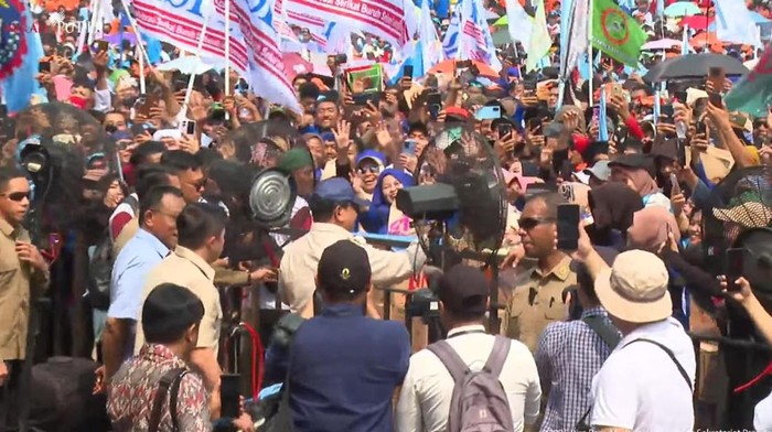 Prabowo Subianto Hadiri Aksi Peringatan Hari Buruh di Monas, Tuntutan Keadilan Sosial Jadi Sorotan Utama