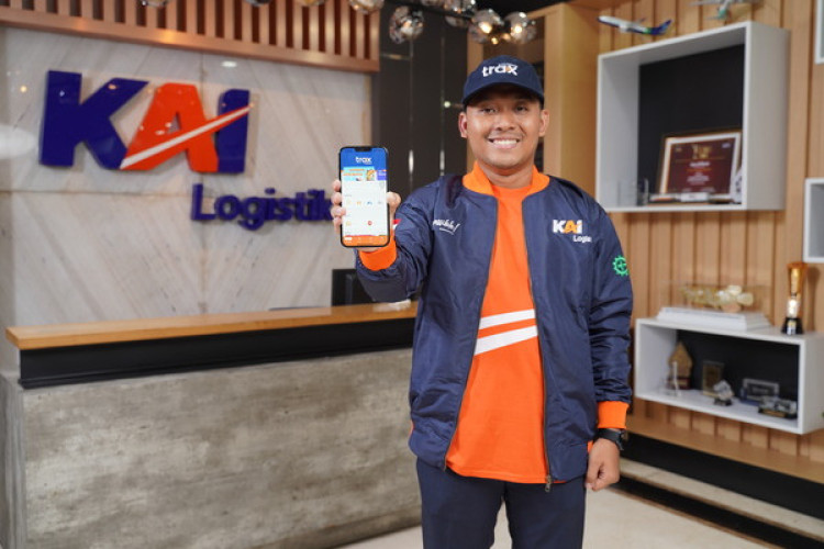 KAI Logistik Trax Melonjak