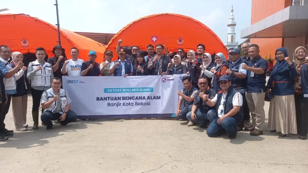 Jasa Marga Salurkan Bantuan untuk Korban Banjir di Jakarta Timur