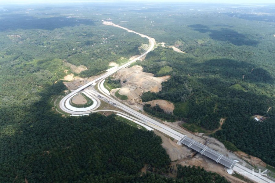 Hutama Karya Pastikan Jalan Tol Trans Sumatera Siap Sambut Libur Nataru, Tol Padang-Sicincin Pangkas Waktu Tempuh 30 Menit