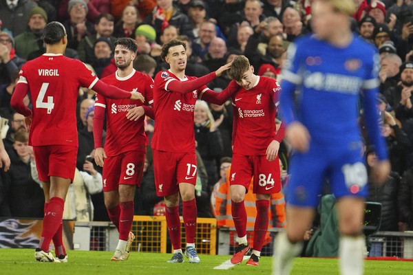 Liverpool Kokoh di Puncak Klasemen Liga Inggris, Semakin Dekat dengan Gelar Juara