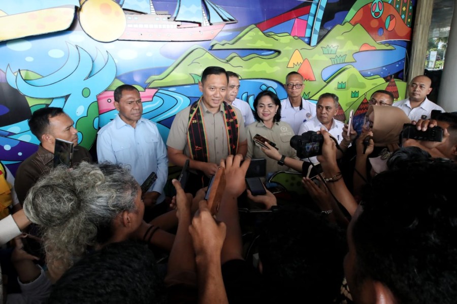 Menko AHY Dorong Pengembangan Bandara Komodo Labuan Bajo Segera