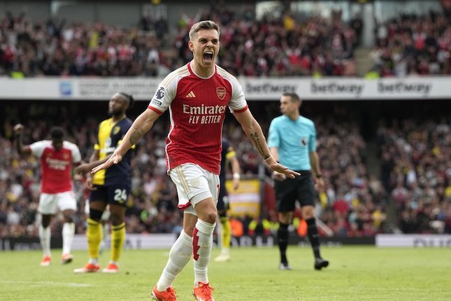 Trossard Tegaskan Komitmen Bertahan di Arsenal Musim Ini