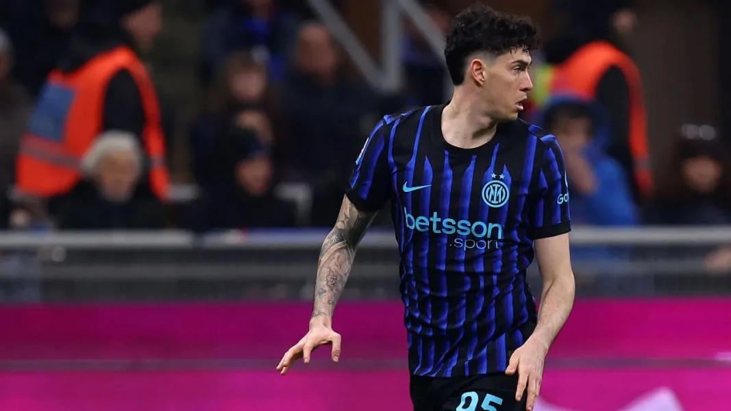 Lautaro Martinez Bela Bastoni Usai Italia Gagal Lolos Piala Dunia 2026