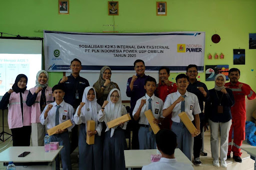 Cegah HIV/AIDS Sejak Dini, PLN IP UBP Ombilin Gelar Sosialisasi di SMKN 1 Sawahlunto