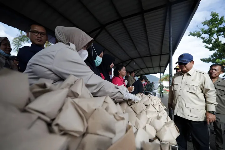 Dapur Umum Kemensos Perkuat Dukungan Logistik untuk Korban Bencana Sumatera