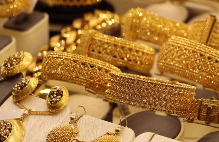 Harga Emas Perhiasan Naik, Pasar Domestik Makin Dinamis Hari Ini 14 November 2025