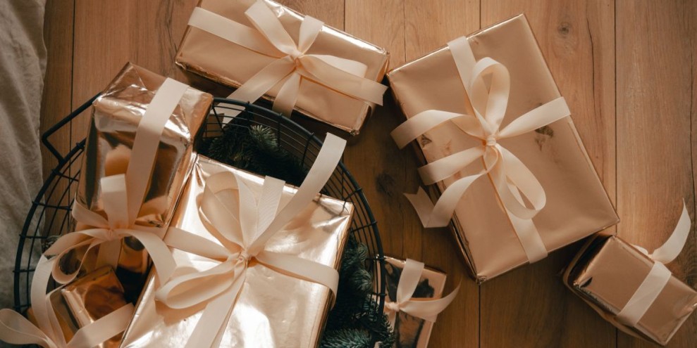 20 Kado untuk Ibu Melahirkan yang Berkesan dan Bermanfaat