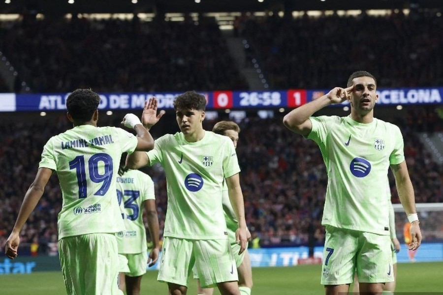 Barcelona Incar Stije Resink Dari FC Groningen Guna Gantikan Frenkie De Jong