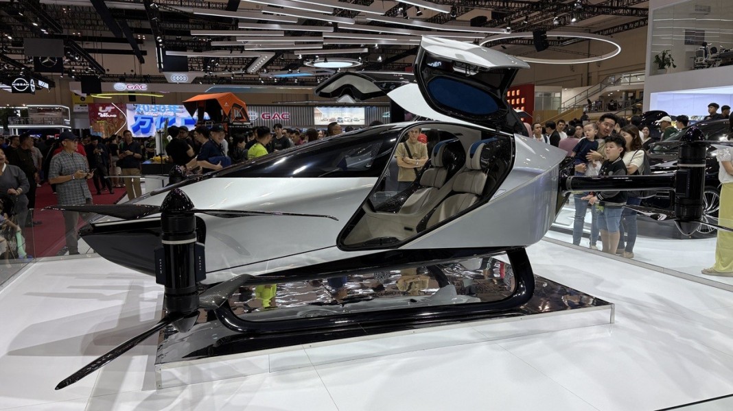 Xpeng X2 Mendarat di GIIAS 2025, Otomotif Makin Canggih