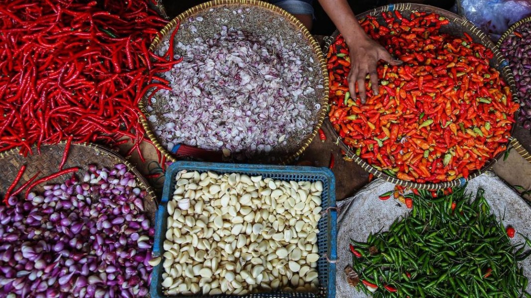 Update Harga Pangan Awal Ramadan 2026, Cabai, Bawang, dan Daging Kompak Naik