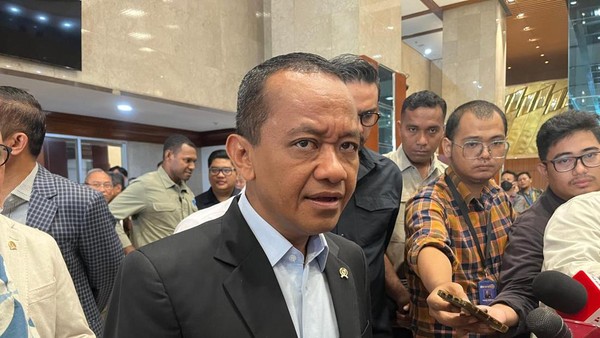 Percepat Transisi Energi, Bahlil Pangkas Izin PLTP dari Setahun Jadi 3 Bulan