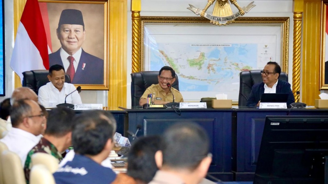 Pemerintah Targetkan Bantuan Bencana Sumatera Cepat Sampai ke Warga Sebelum Ramadan