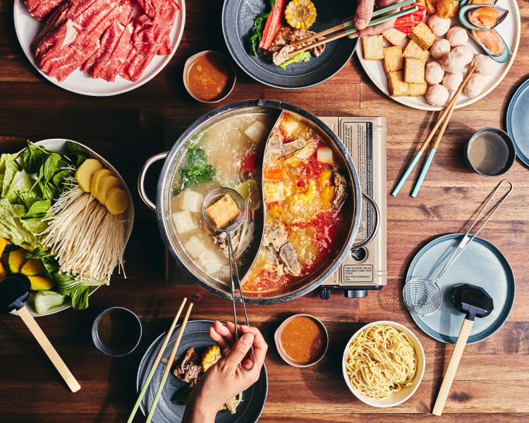 5 Restoran Hot Pot Jakarta Terbaik untuk Santap Siang Usai Gajian