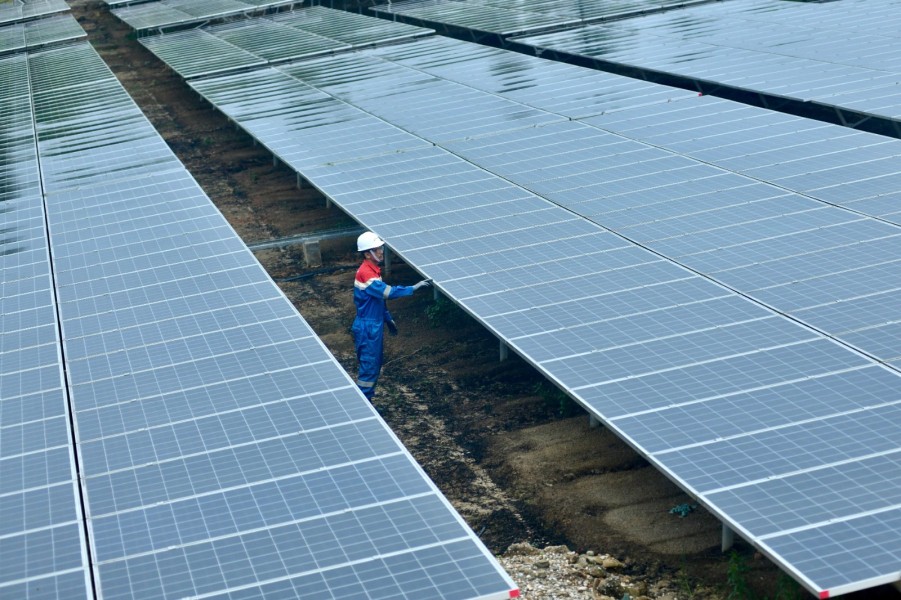 Pertamina Tekan Emisi Lewat PLTS Rokan Berkapasitas 25,7 MWp