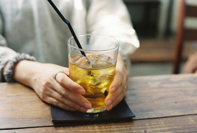 Minum Teh Saat Sahur Picu Rasa Haus Lebih Cepat