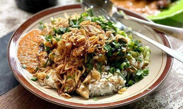 Rekomendasi Nasi Lengko Terbaik di Cirebon 2025