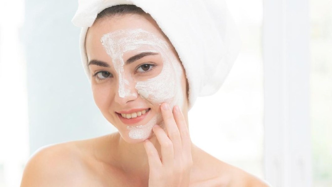 Rahasia Bahan Alami Terbaik yang Bisa Membuat Kulit Wajah Bersinar Alami Tanpa Mahal