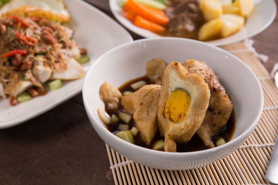 Menikmati Pempek Palembang Autentik di Kota Malang