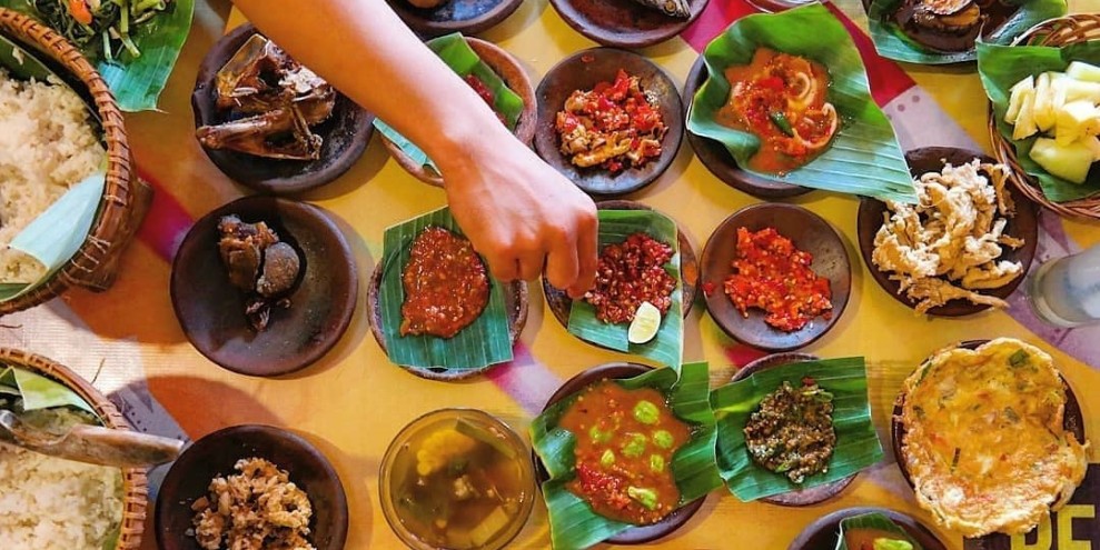 Rekomendasi 7 Tempat Makan Pedas di Semarang yang Bikin Lidah Bergoyang