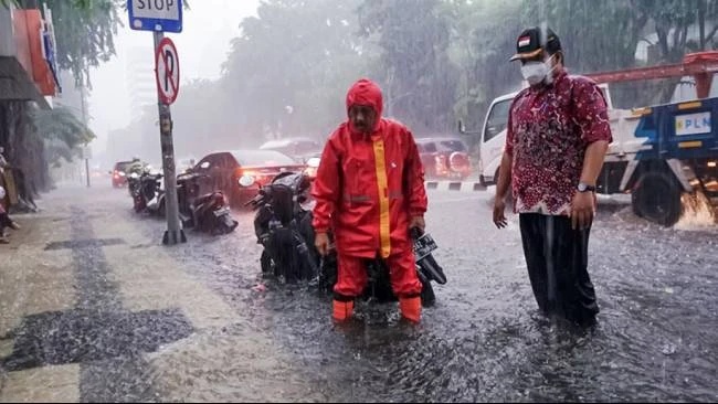 BMKG Peringatkan Cuaca Ekstrem di Jawa Timur Minggu Ini