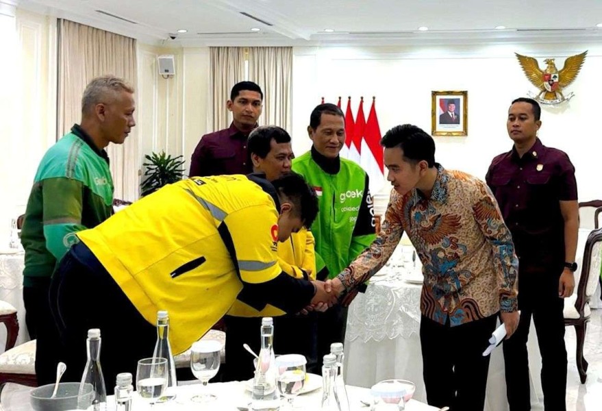 Gibran Temui Ojol: Dukungan Pasca Tragedi Agustus