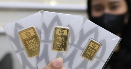 Perbandingan Harga Emas Antam dan UBS di Pegadaian Hari Ini