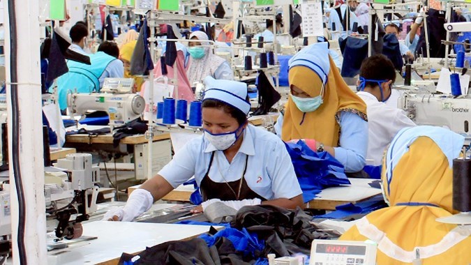 Menguatkan Sektor Industri untuk Menyelamatkan Kelas Menengah Indonesia