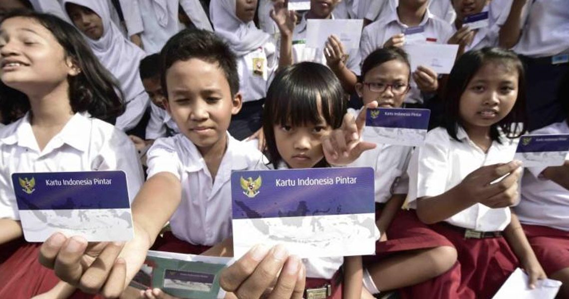 Optimalkan Kesejahteraan Pendidikan: Syarat dan Jadwal Pencairan Bansos PKH 2025