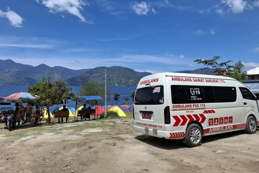 Ambulans Dinkes Viral Jadi Sorotan di Wisata Aceh