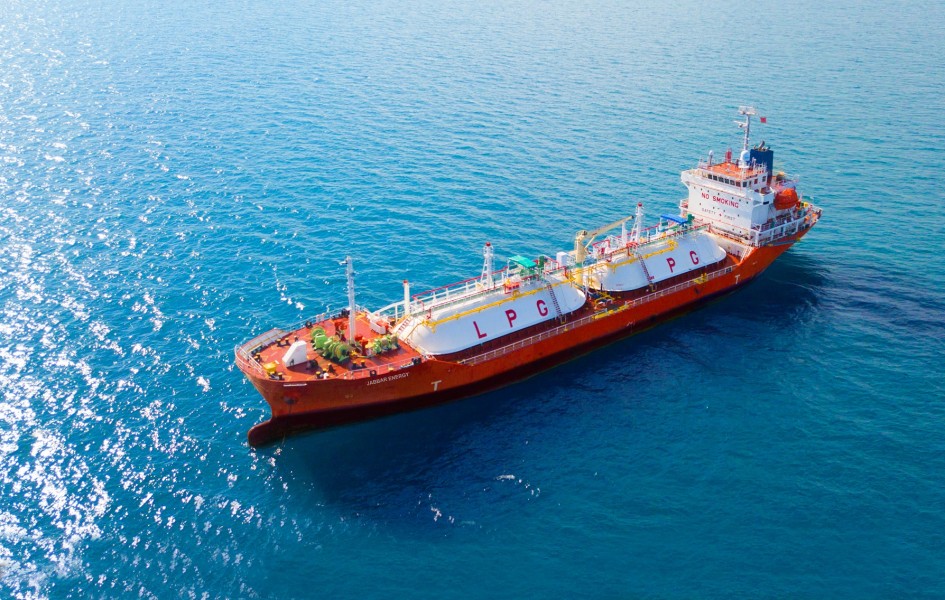 Humpuss Maritim Internasional Perkuat Distribusi Minyak dengan Kapal Oil Tanker MT Marlin 88