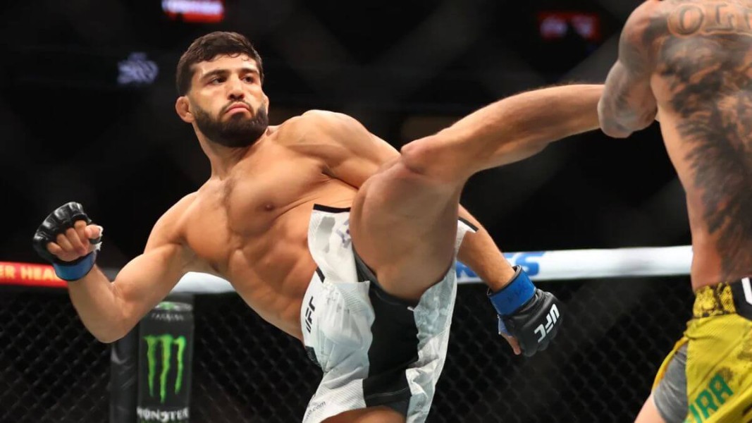 Khabib Jadi Motivasi Arman Tsarukyan Menuju Juara UFC