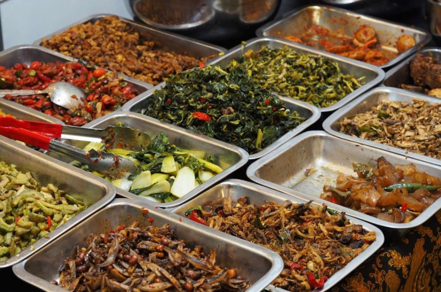 Sertifikasi Halal Gratis Dorong Warteg Siap Wajib Halal 2026