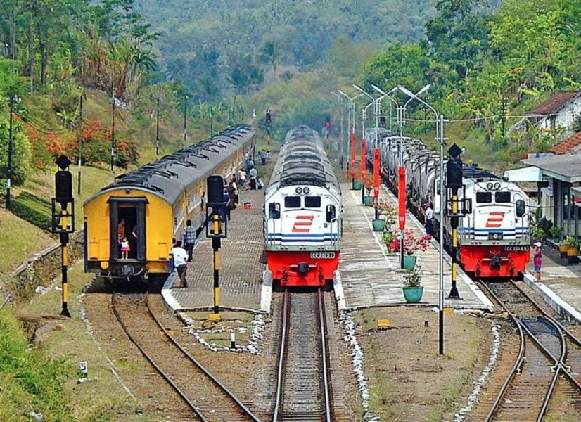 Pengerjaan Kereta Mewah Luxury Milik KAI Terus Dikebut Untuk Rilis Pada Pertengahan Tahun Ini